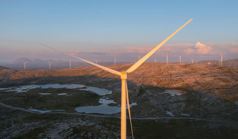 Vindkraftparken på Øyfjellet utenfor Mosjøen sikrer forutsigbar krafttilgang for videre vekst i Alcoas virksomhet